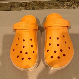 Unisex-womens 8- mens 6 color pale orange/tangerine/ white